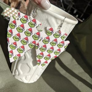 Grinch earrings